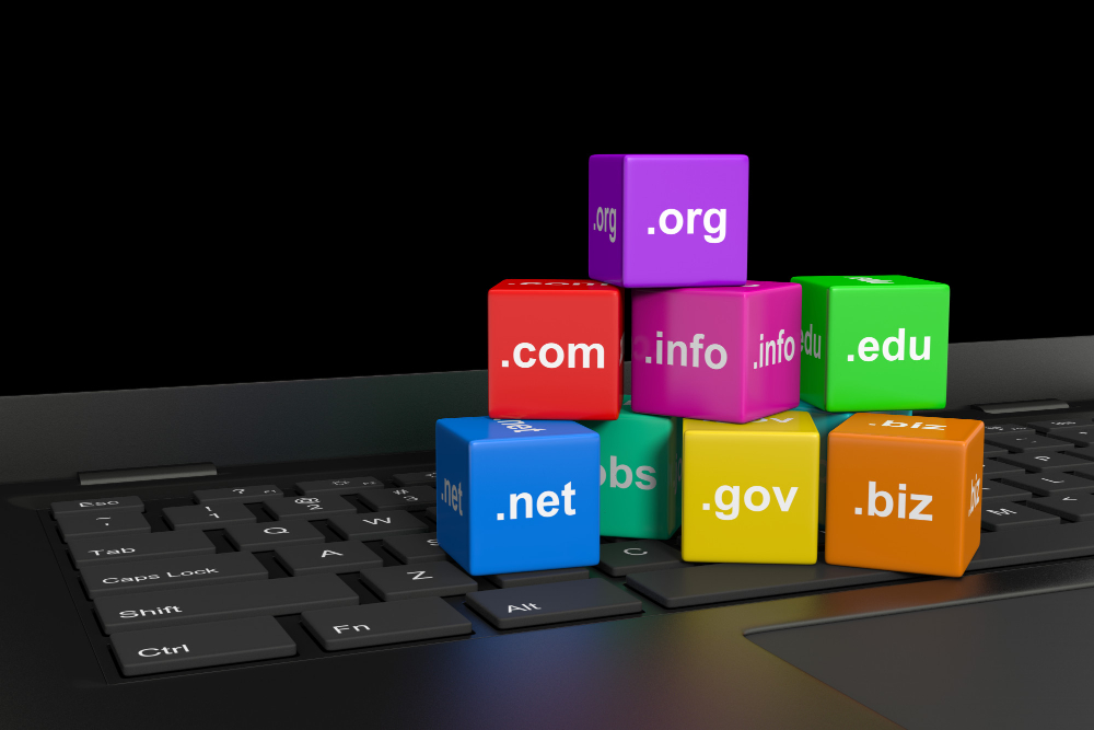 Top 5 Domain Name Tools for Finding the Best Domain Names: Find Reliable Doman Quickly and Easly