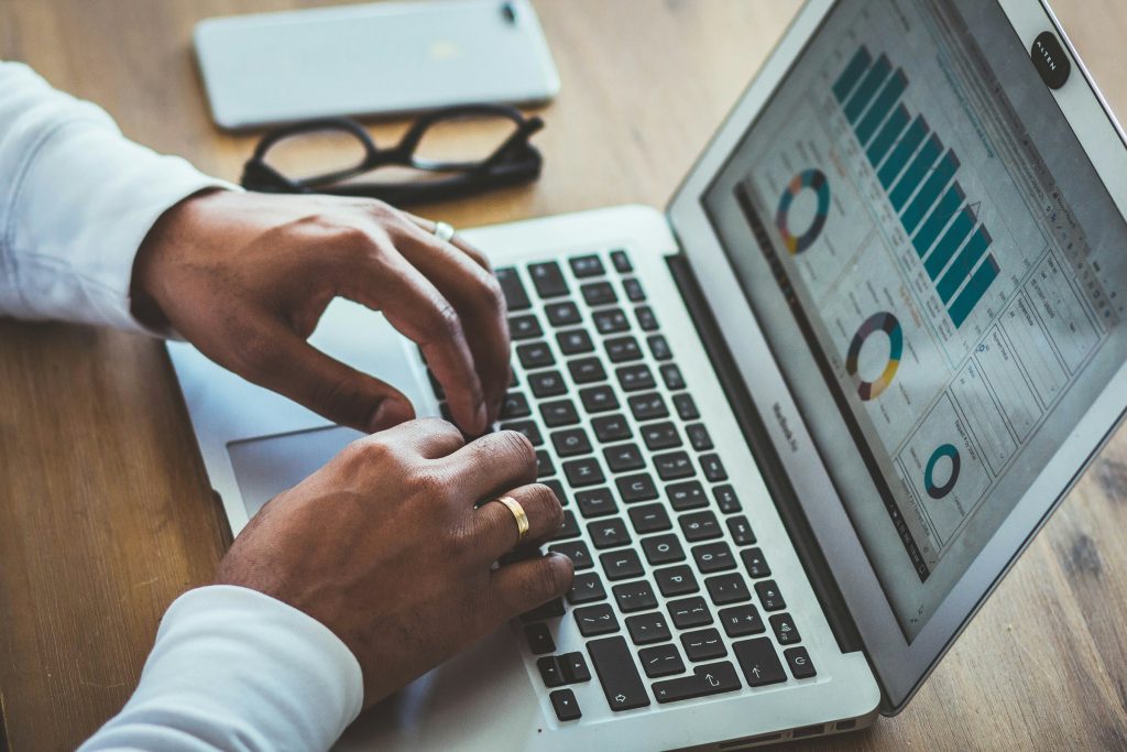 Why Unique Product Descriptions Drive More Sales Than Copied Content
