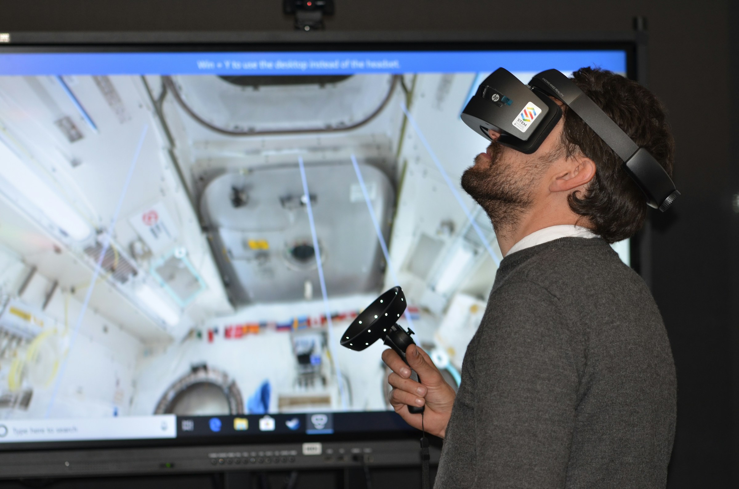 Innovative Examples of Augmented Reality in Retail